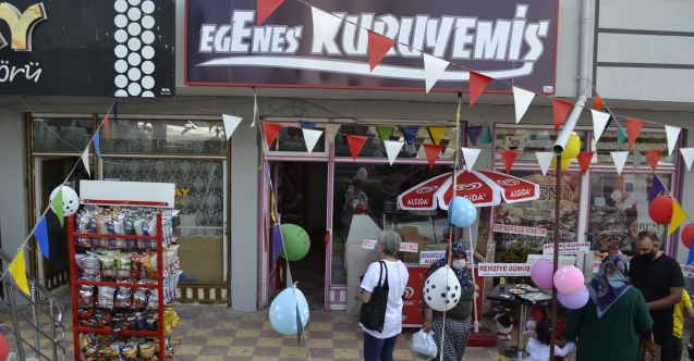 egEnes Kuruyemişin Açılışı Yapıldı