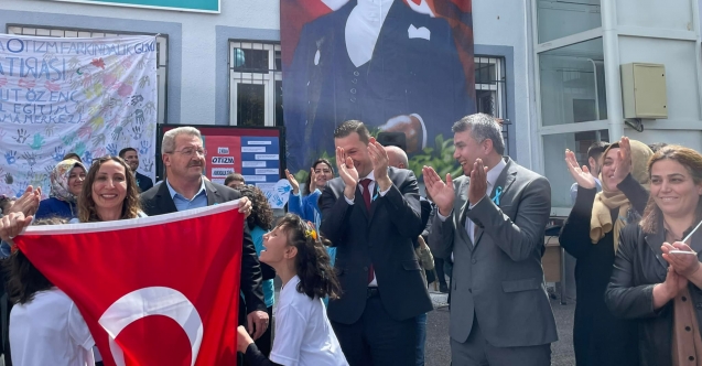 OTİZM EKSİKLİK DEĞİL, FARKLILIKTIR