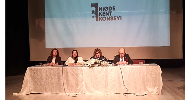 GÜÇLÜ BİR KENT İÇİN KADINLAR EL ELE