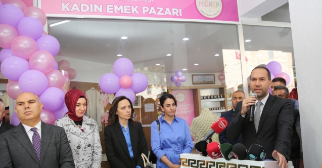 NİĞDE BELEDİYESİ KADIN EMEK PAZARI AÇILDI