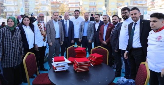 ELMA FESTİVALİ VATANDAŞLARDAN TAM NOT ALDI
