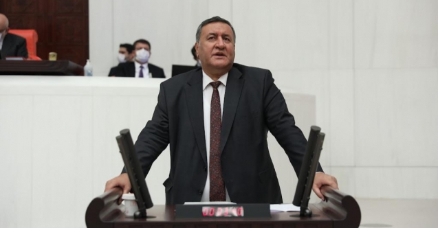 GÜRER: “KADIN İSTİHDAMININ ARTIRILMASI İÇİN GERÇEKÇİ PROJELERİN HAYATA GEÇİRİLMESİ ŞART”