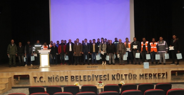BELEDİYE PERSONELLERİNE BİYOSİDAL UYGULAMA EĞİTİMİ VERİLDİ