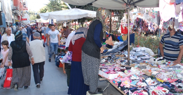 BAYRAM TELAŞI BAŞLADI