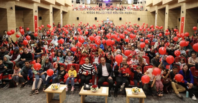 BELEDİYE"23 NİSAN ÇOCUK SİRKİ" ETKİNLİĞİ DÜZENLEDİ