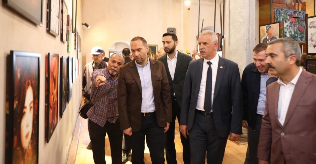 53 ÜLKEDEN 115 SANATÇININ RESİMLERİ NİĞDE’DE SERGİLENDİ