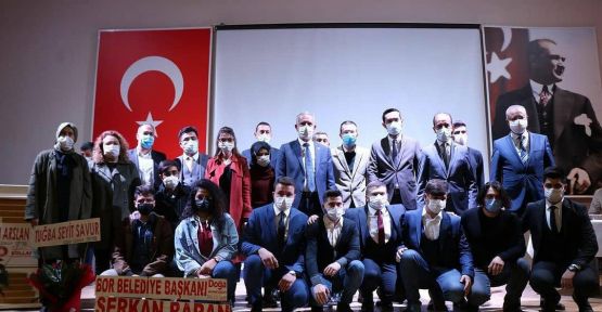 AK Parti Bor Gençlik Kolları Kongresi Yapıldı