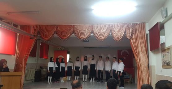 Altunhisar’da Mehmet Akif Ersoy Anıldı