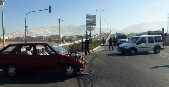 Koronavirüs Vakasına Giden Ambulans Kaza Yaptı