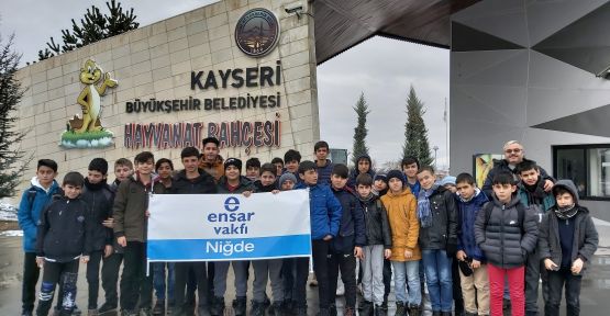Namaz Kılan Öğrenciler Hayvanat Bahçesi Gezisiyle Ödüllendirildi