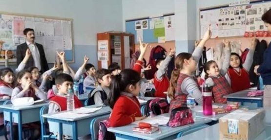 Okullar Uzaktan Eğitimle Devam Edecek