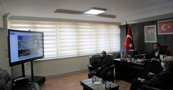 Özdemir Muhtarlarla Görüştü