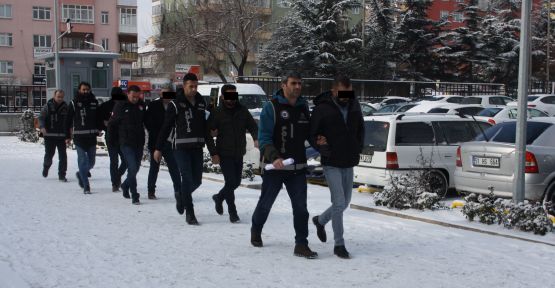 ‘Parazit’çilerin 8’i Adliye’ye Sevk Edildi