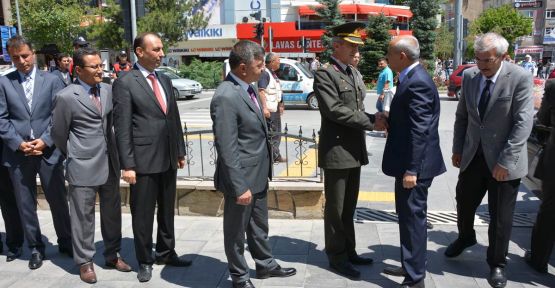 Vali Peynircioğlu Görevine Başladı