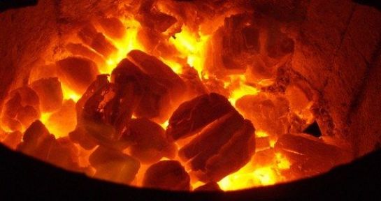 Yaşlı Çift Sobadan Zehirlenip Hayatını Kaybetti