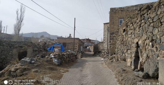 Yaşlı kadını darp eden şüpheliyi yakaladı