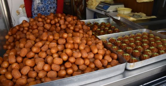 Yeşil 'Ramazan'da tatlıya talep artıyor'